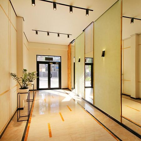 Your Home Away From Home 213 阿拉木图 外观 照片